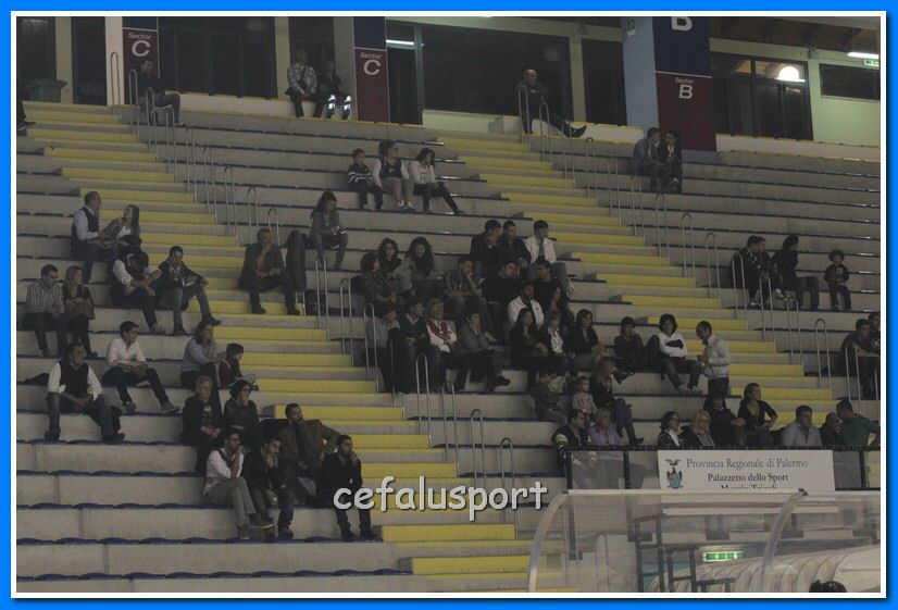 121110 sport2 529_tn.jpg